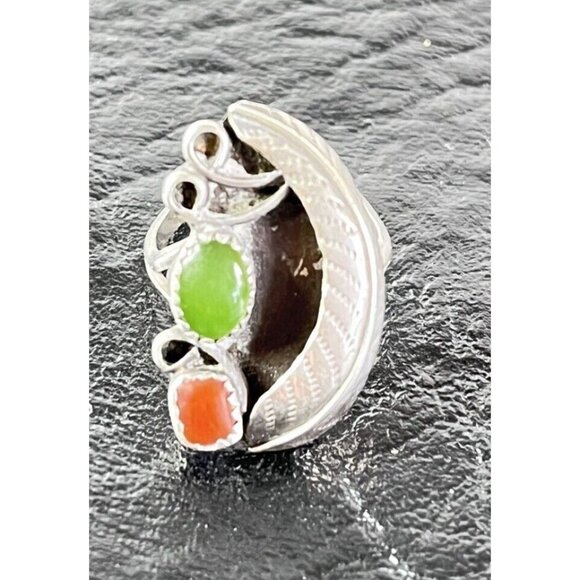 Vtg Ring Sterling Silver Jade & Coral 1960's Feather Southwestern Size 4.5 Small - Picture 1 of 11